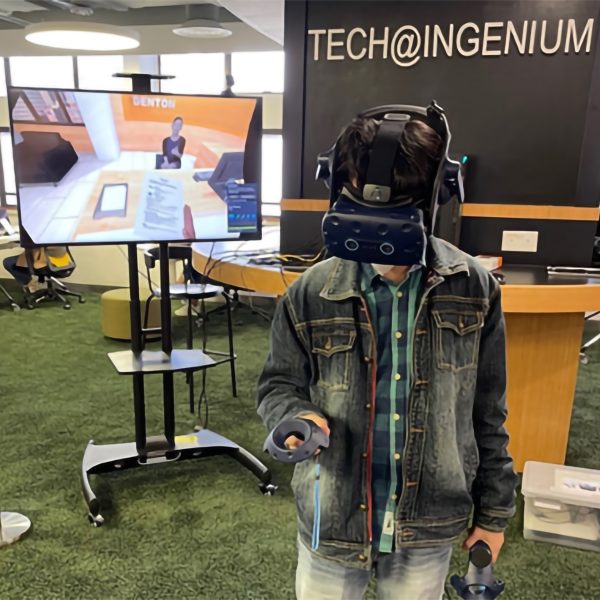 Fig 1 - Immersive VR experience for a class in the Libraries’ learning space